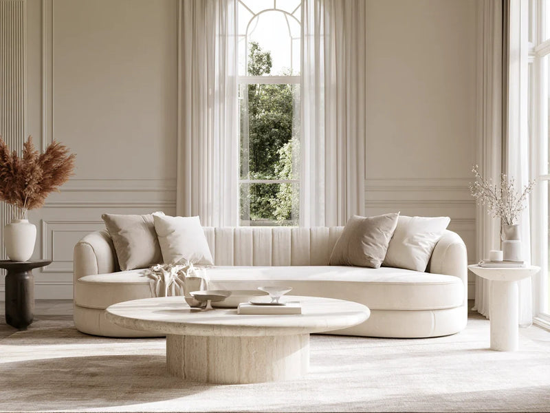 How to Choose a Luxury Sofa for a Timeless Living Room
