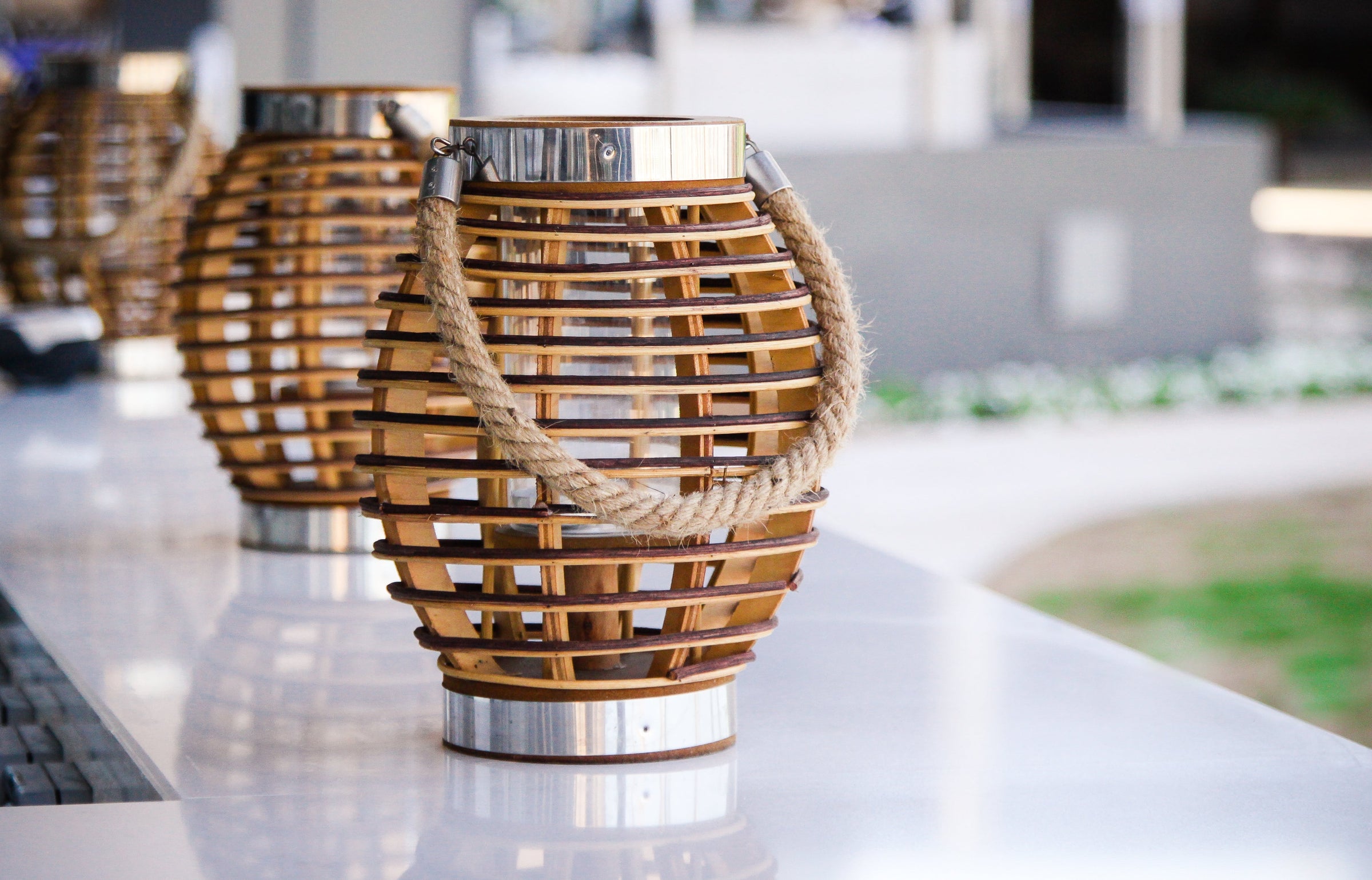 Lanterns & Candle Holders