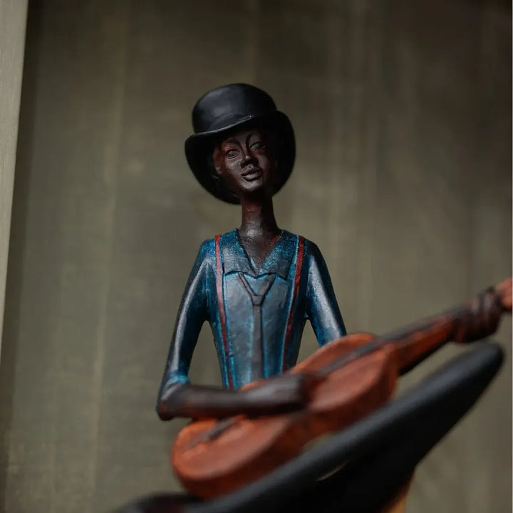 Sitting Jazz Band Strings