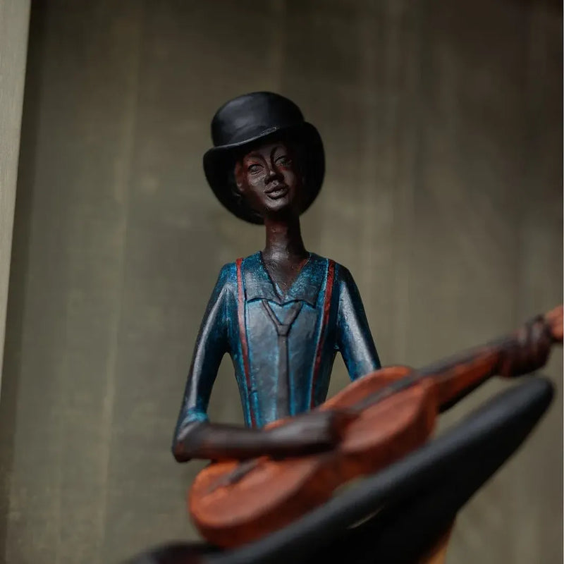 Sitting Jazz Band Strings