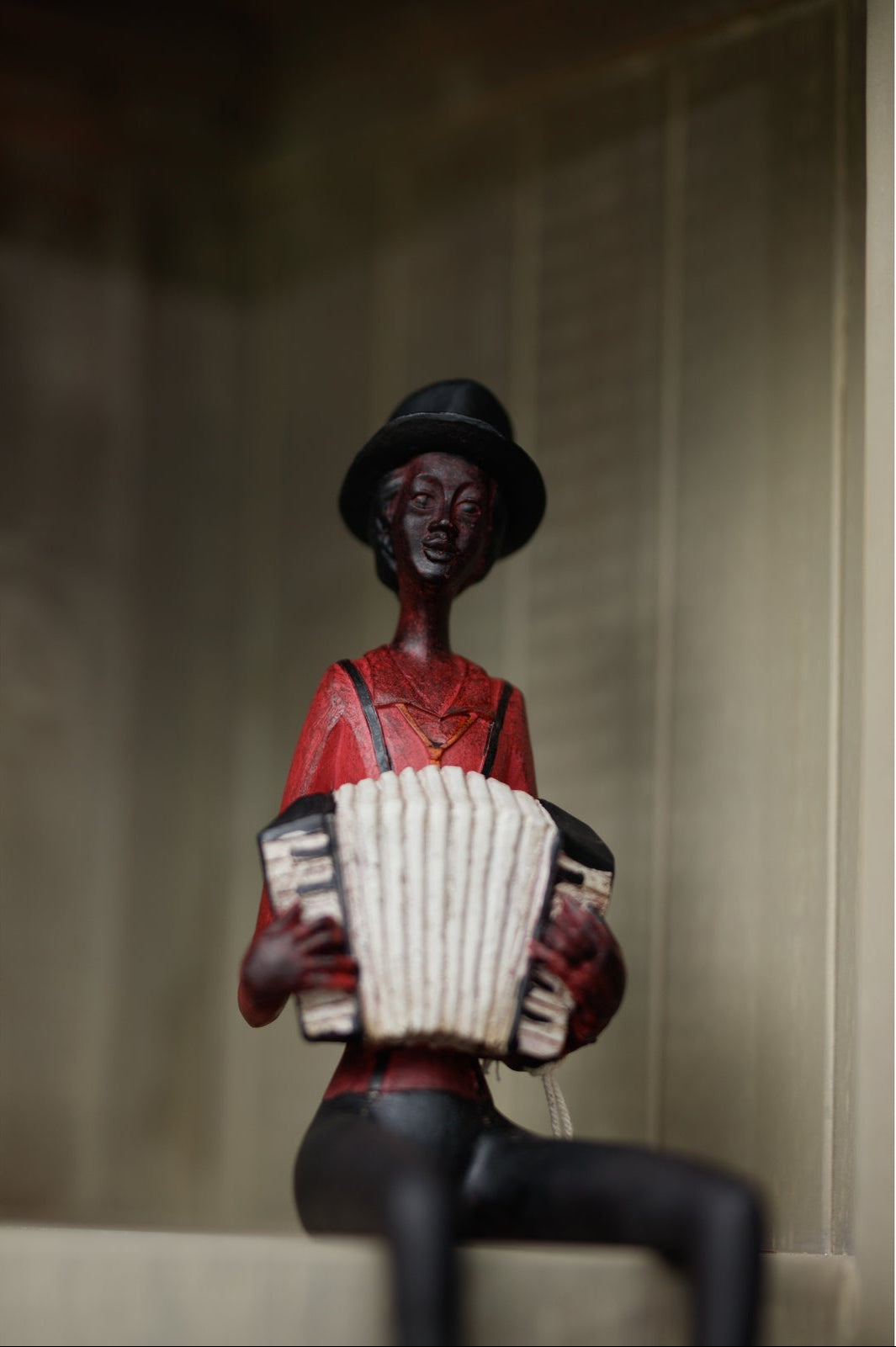 Sitting Jazz Band Squeeze Box