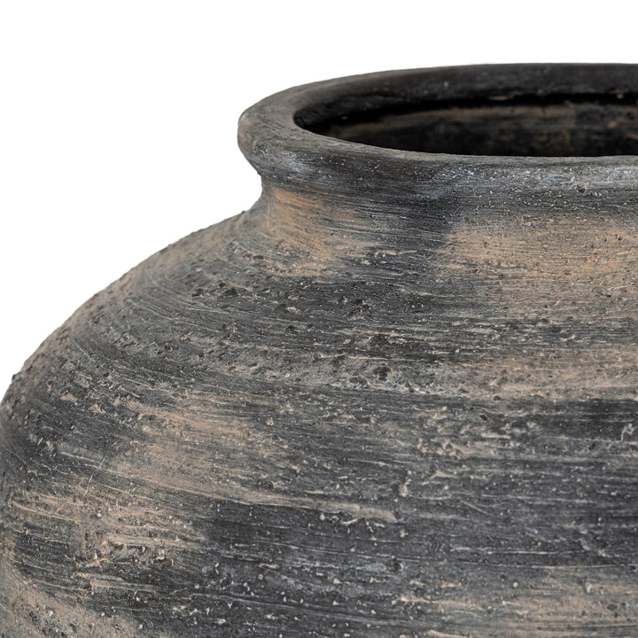 Marra Squat Vase by Hill Interiors