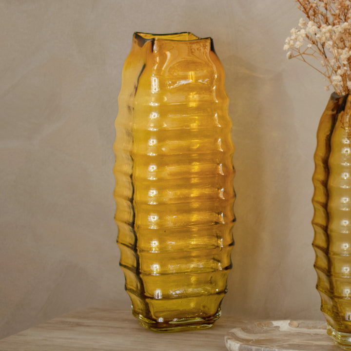 Ellingsen Large Vase Roomset