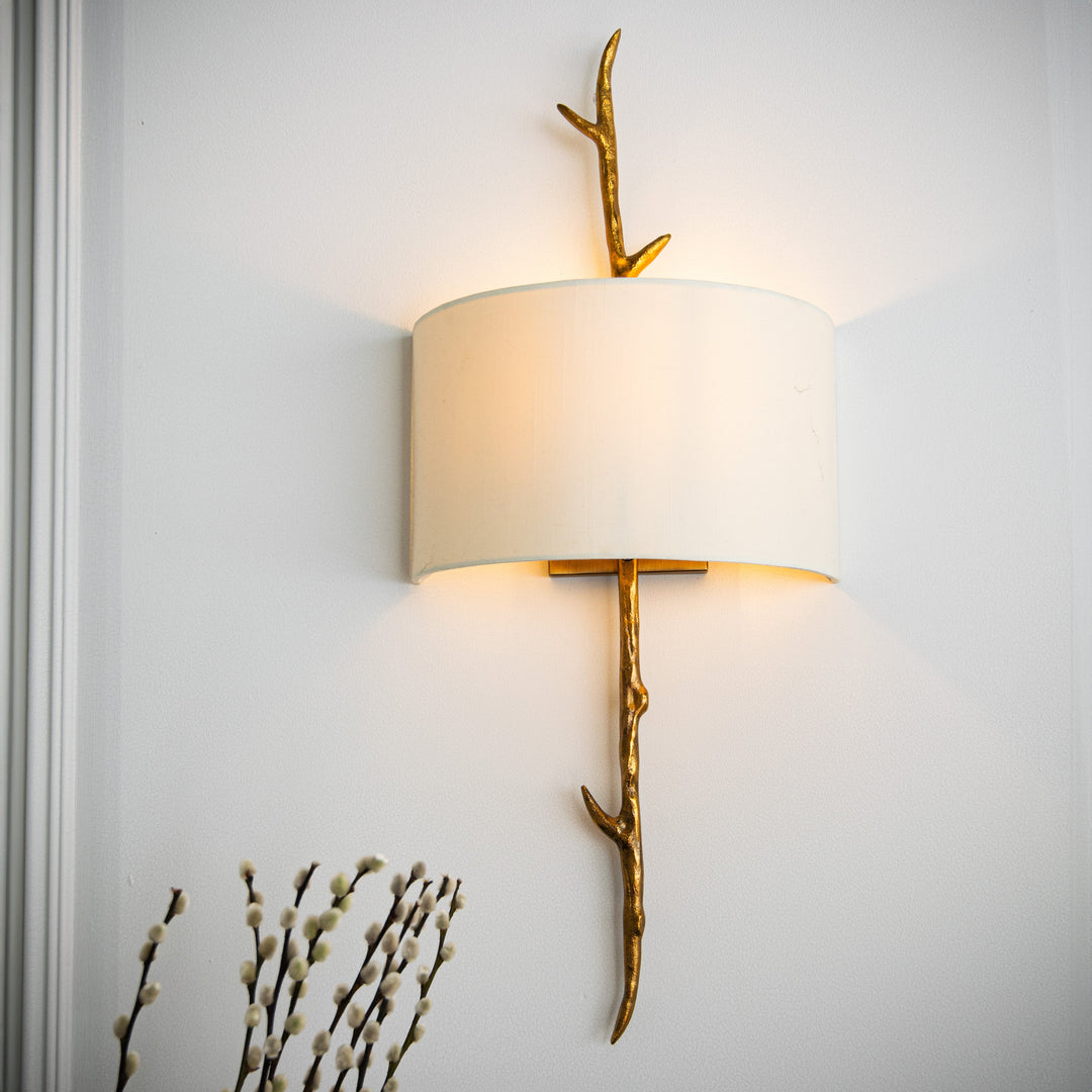 Dariel Left Wall Lamp Roomset
