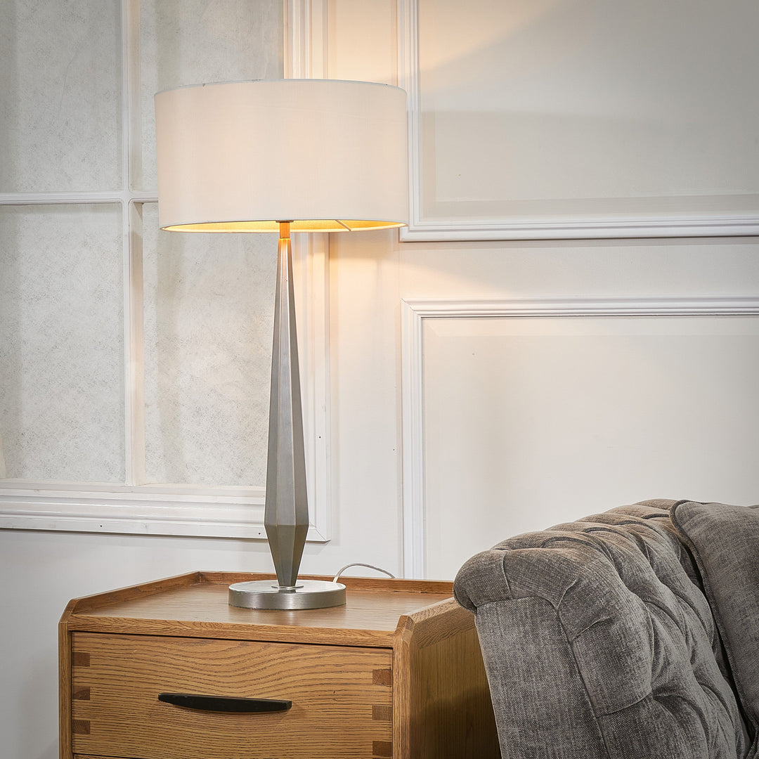 Uso Table Lamp Roomset
