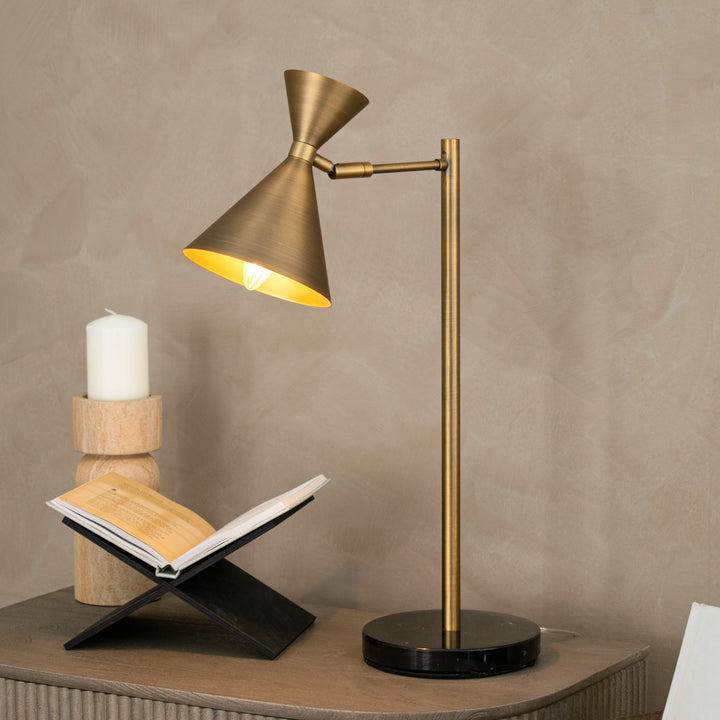 Fatu Desk Lamp Roomset
