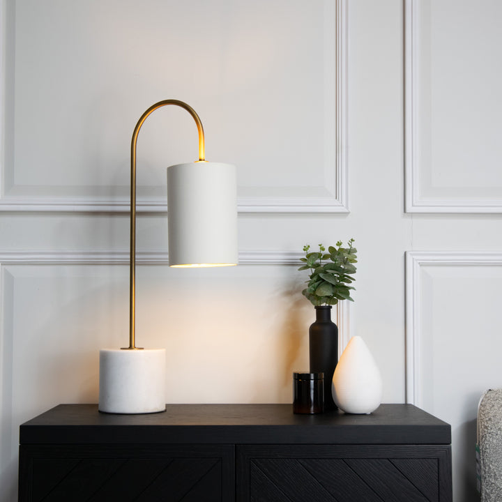 Tide Table Lamp Roomset
