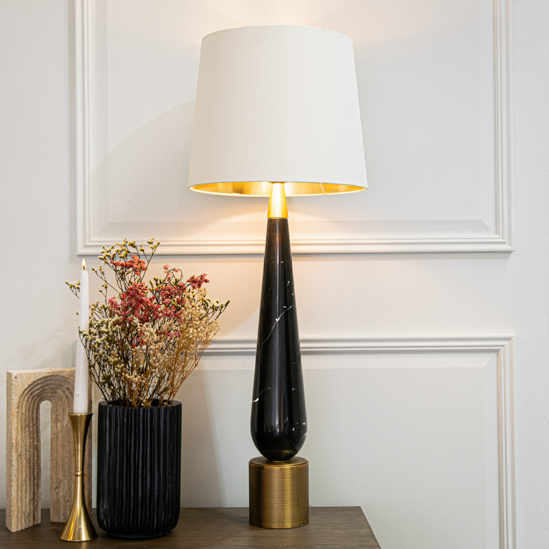 Niall Table Lamp Roomset