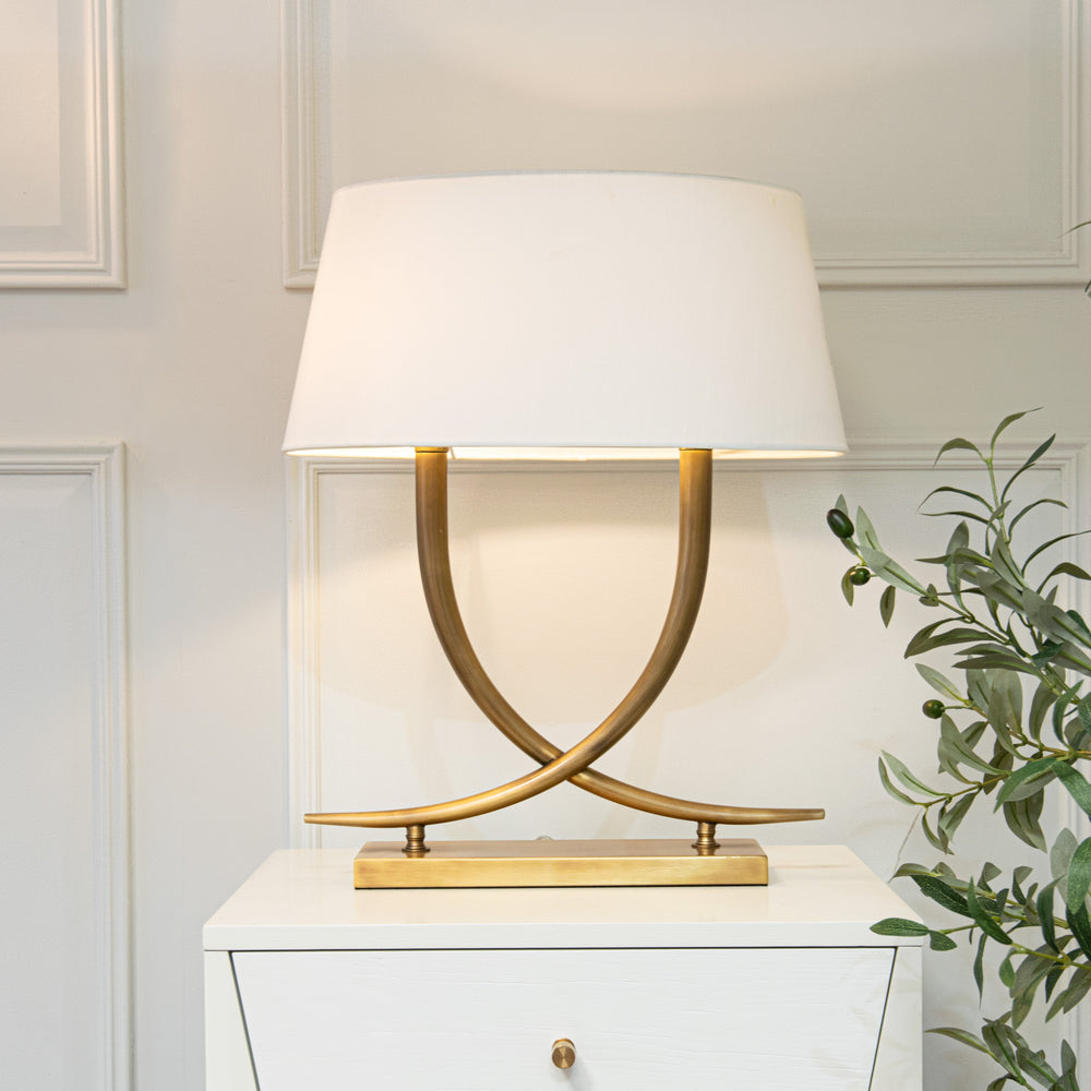 Quinn Table Lamp Roomset
