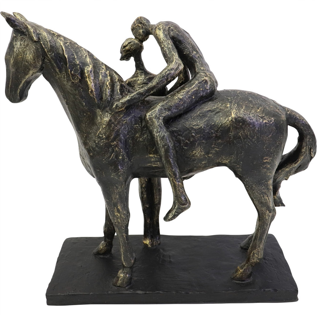 Kissing Couple with Horse Sculpture