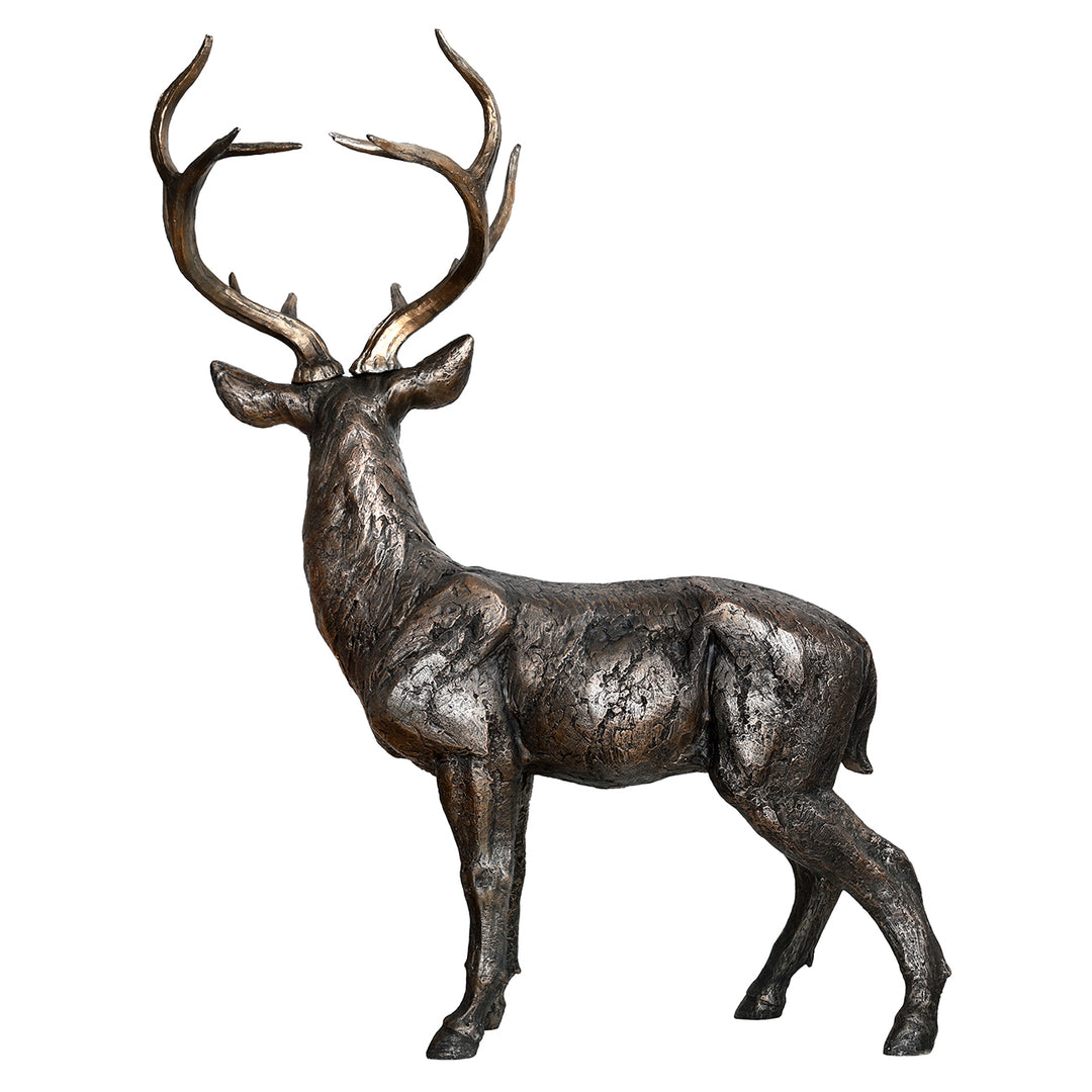 Magnus Regal Standing Stag