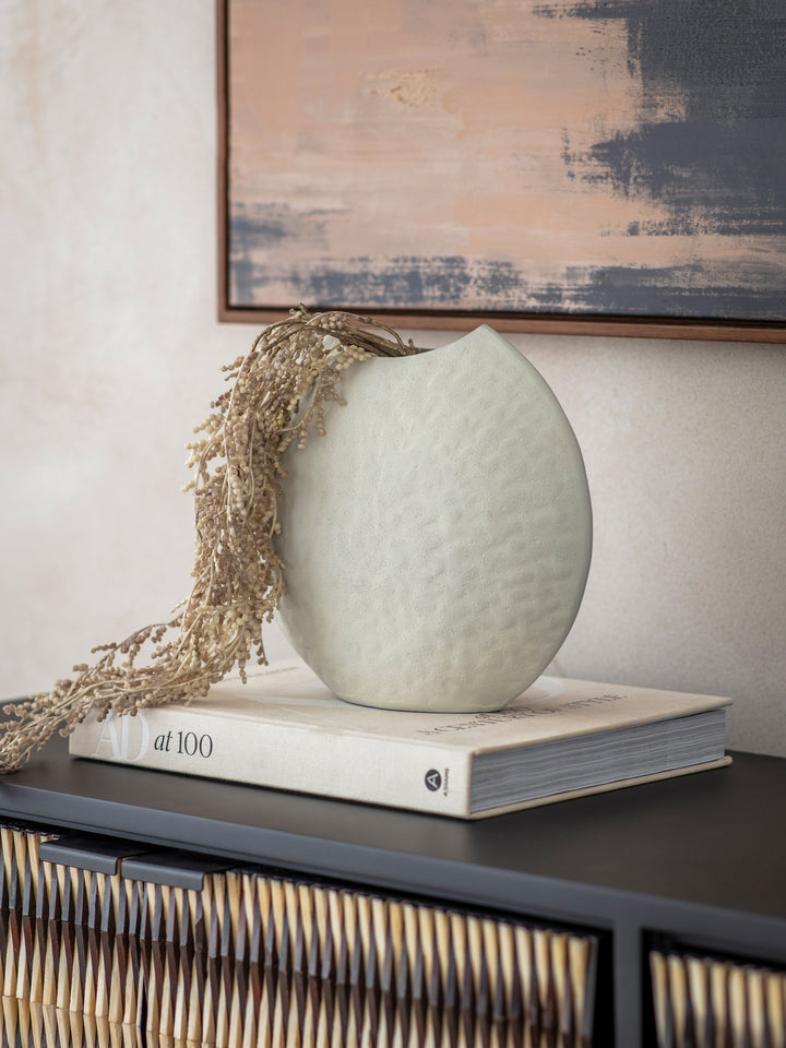Samui White Stonewash Moon Vase
