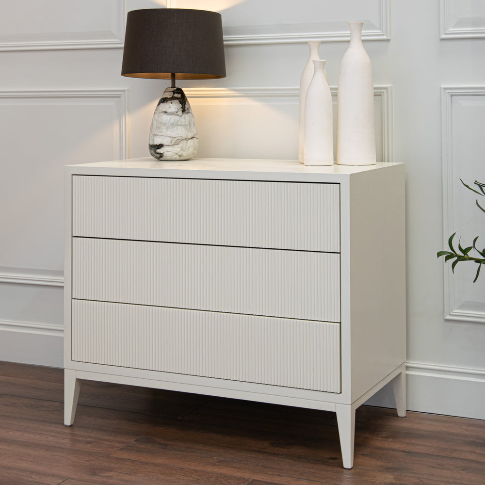 Aster 3 Drawer Chest Roomset