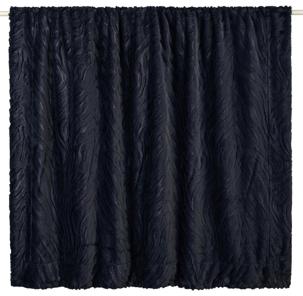 Paul Moneypenny Ziggy Black Throw